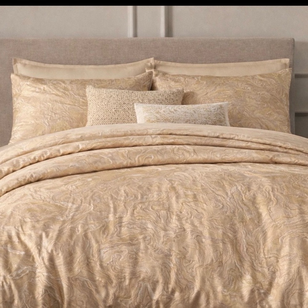Donna Karan Queen Duvet Cover Set Gold Beige Liquid Marble Cotton Blend Shams